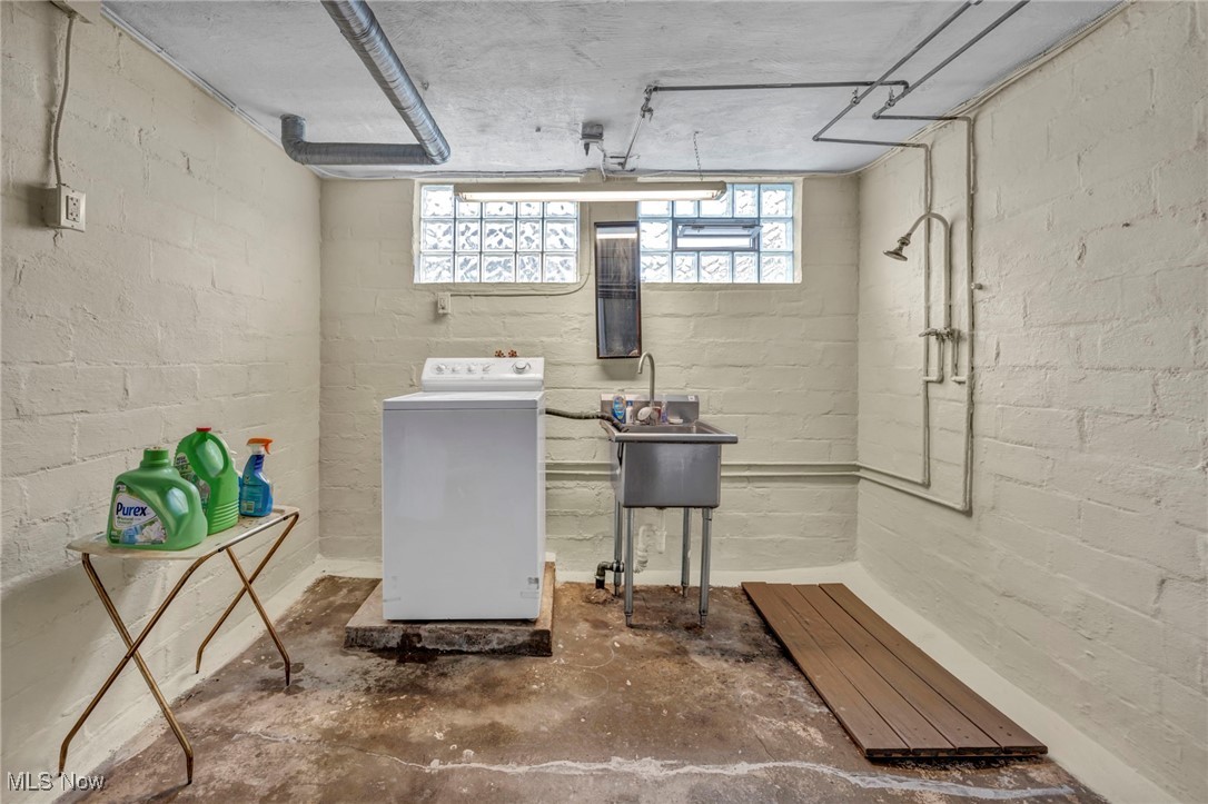 4631 Landchester Road, Cleveland, Ohio image 33