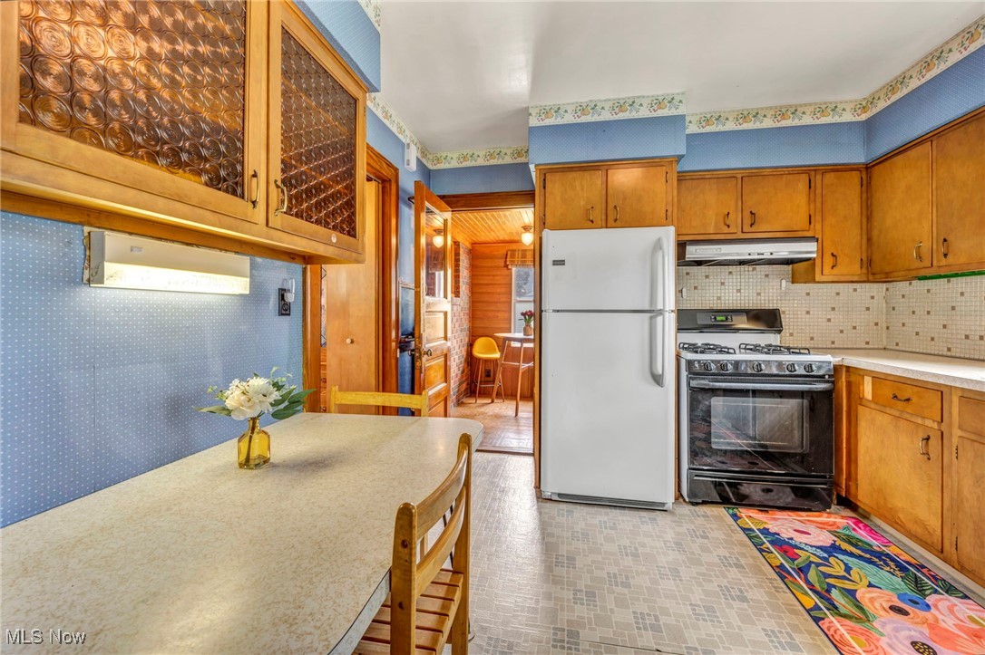 4631 Landchester Road, Cleveland, Ohio image 14
