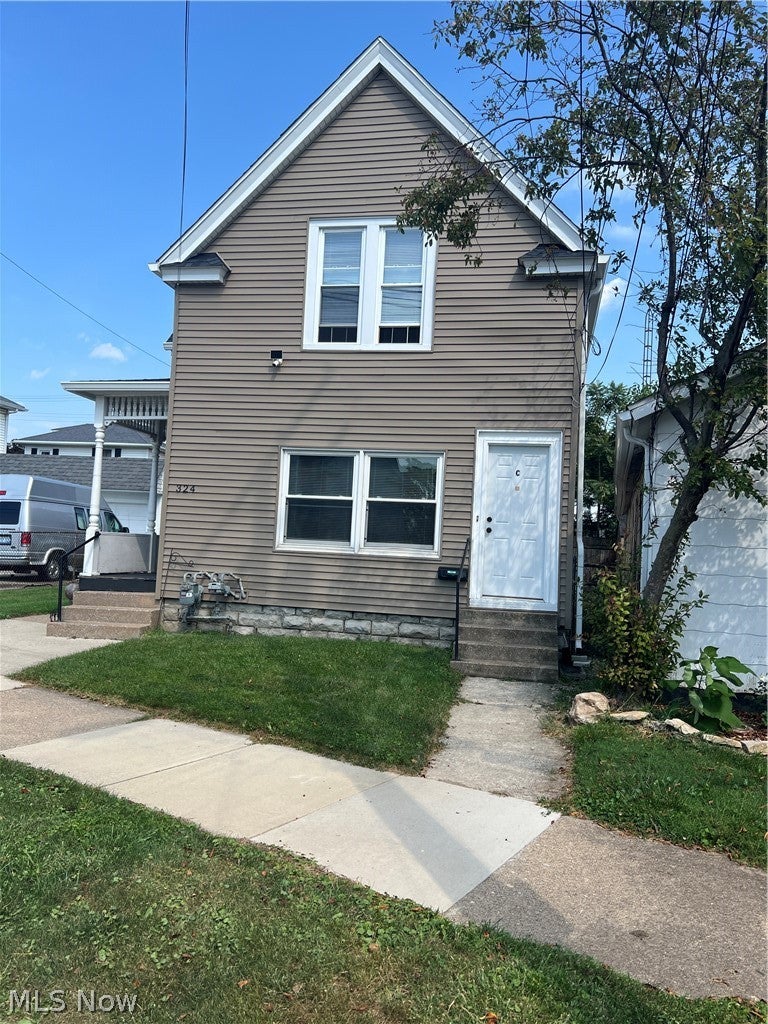 324 Camp Street