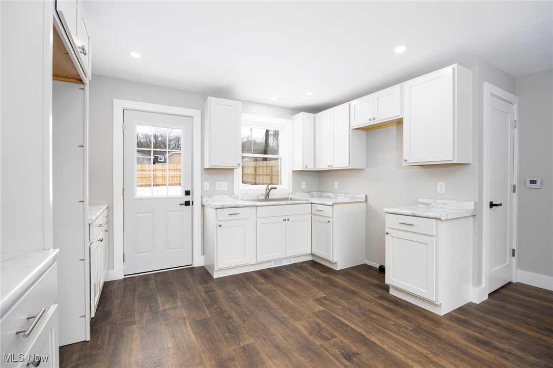 Hohmans Long Lake Channel - Residential Lease