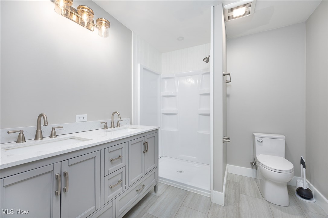 Hohmans Long Lake Channel - Residential Lease