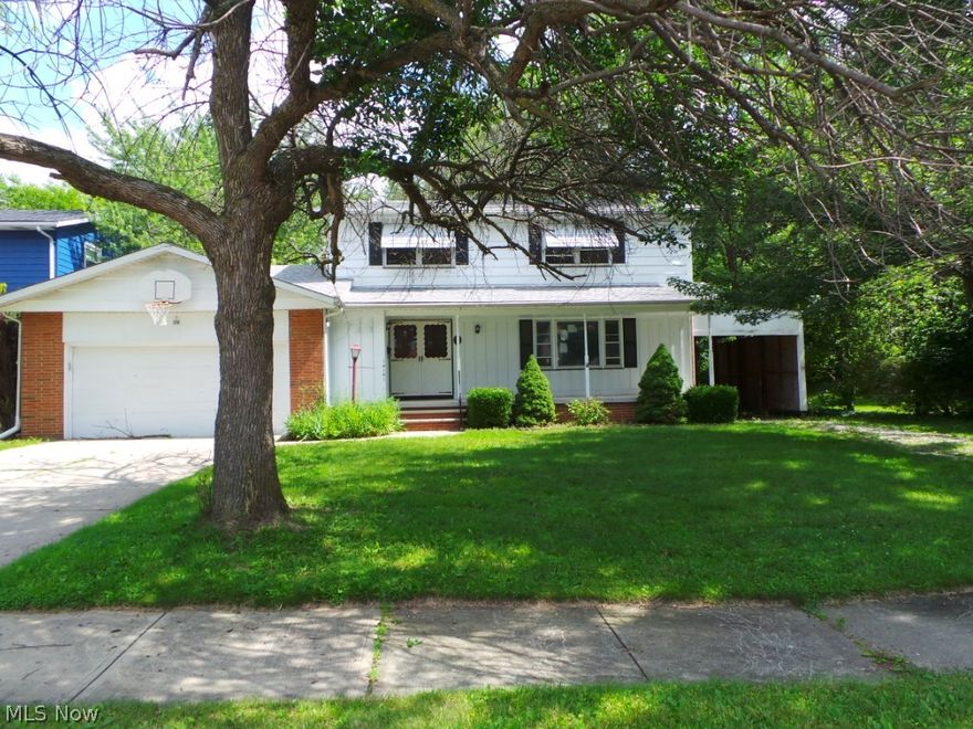 Large Five bedroom colonial on quiet dead end street.  Hardwood in bedrooms, finished basement and much more.  Property sold AS IS.