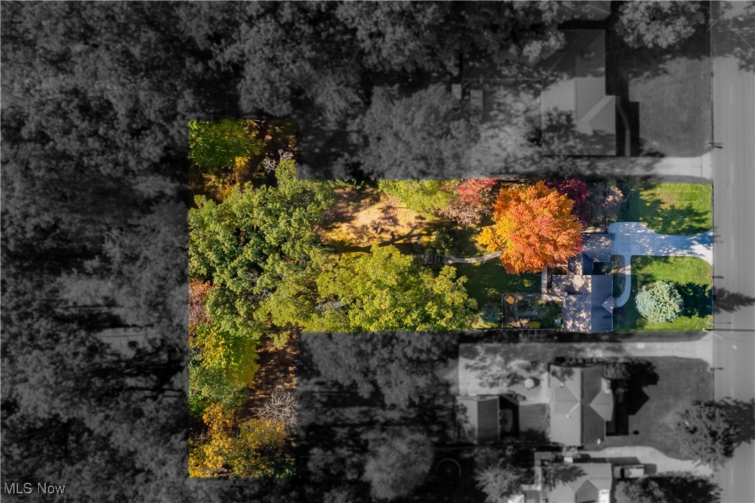 5211 W Ridgewood Drive