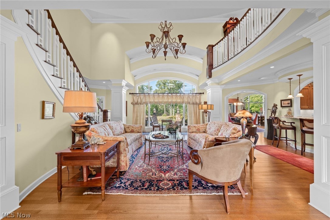 282 W Edinburgh Drive