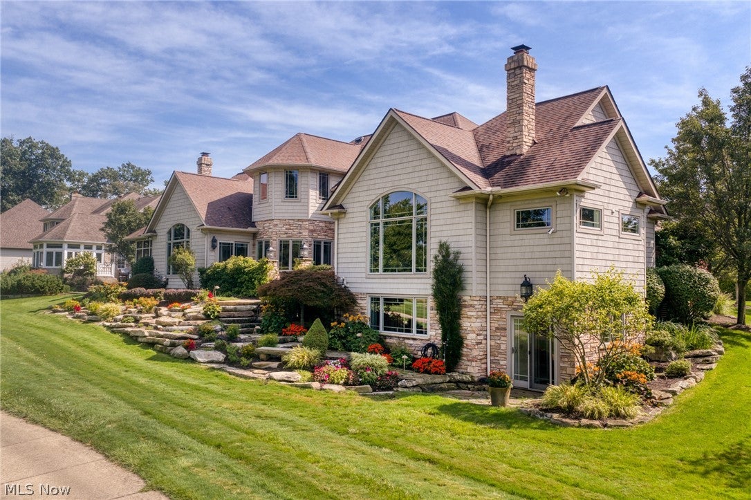 282 W Edinburgh Drive