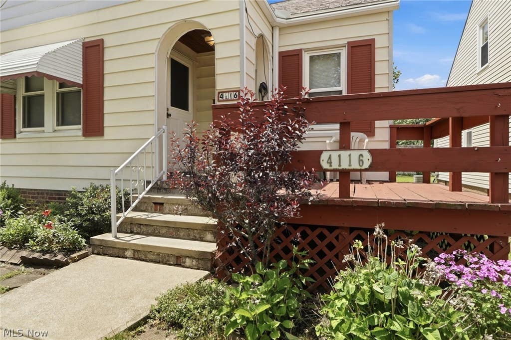 Photo of 4116 W 161st Street, Cleveland, OH 44135 (MLS # 5217684)