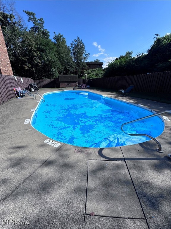 Society Manor Condos - Residential