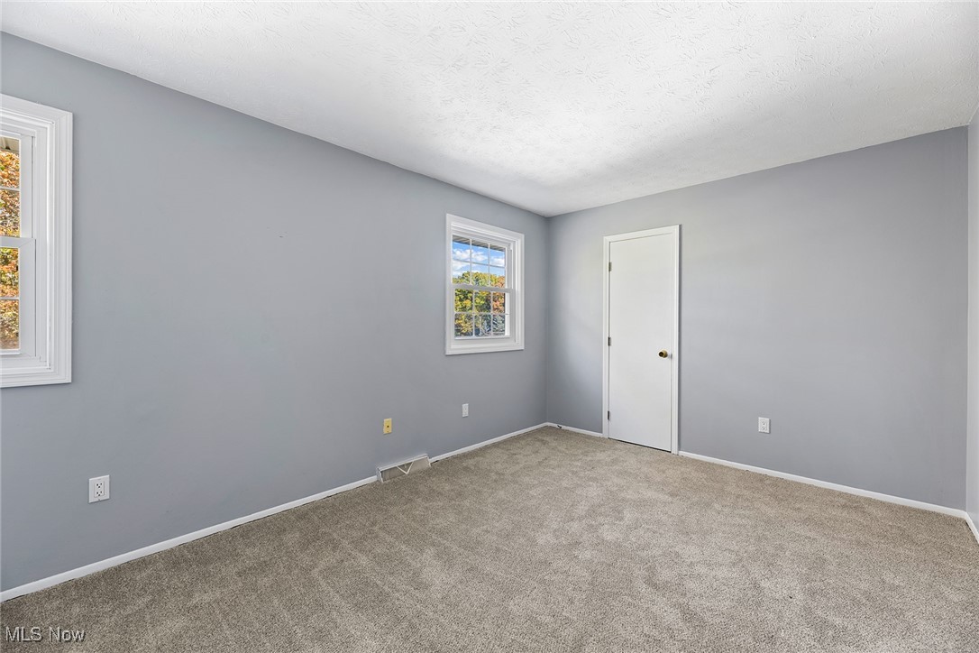 Boston Knolls - Residential