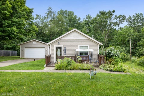 Homes For Sale - 3315 Linda Street<br/> Akron, OH 44319