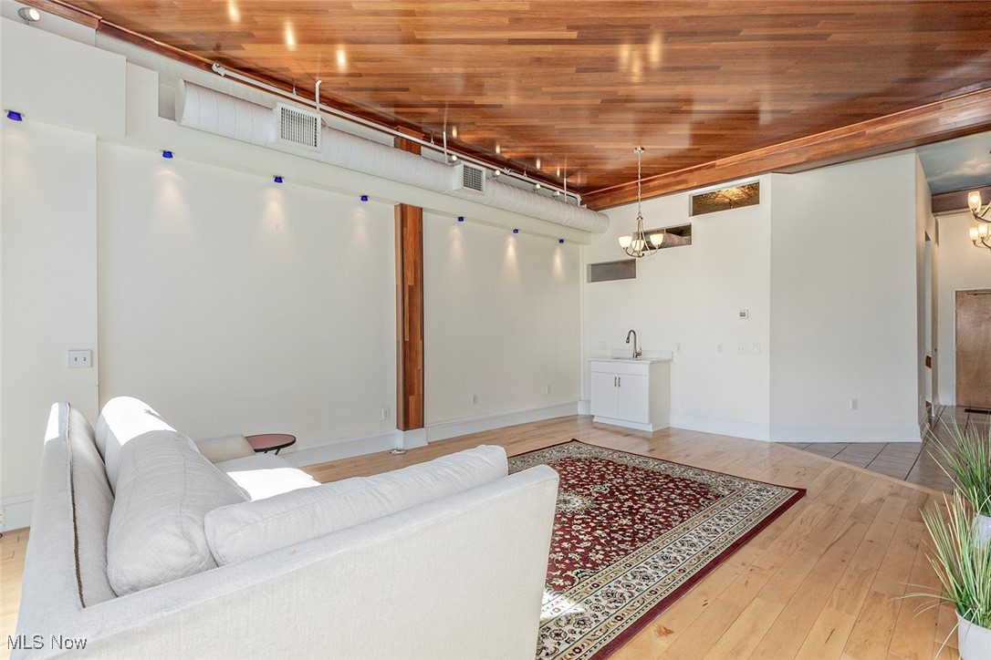 Grand Arcade Condo - Residential Lease