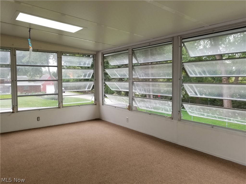 Arlington Waterloo Acres - Residential Lease