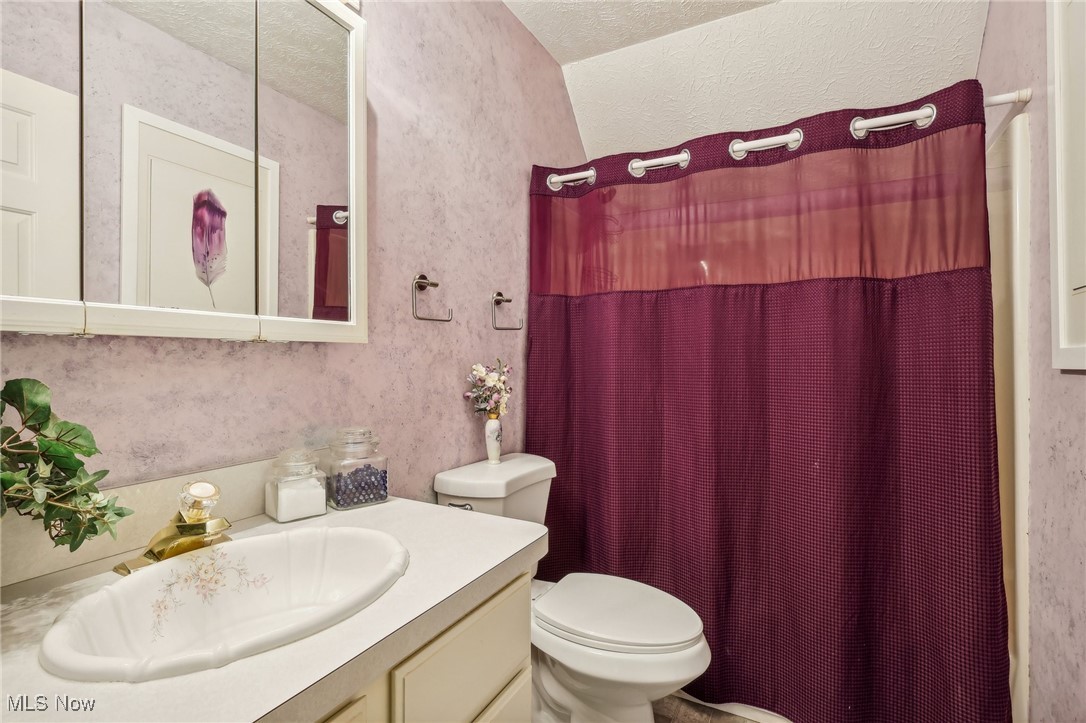 7151 Bunker Cove, Mentor, Ohio image 36