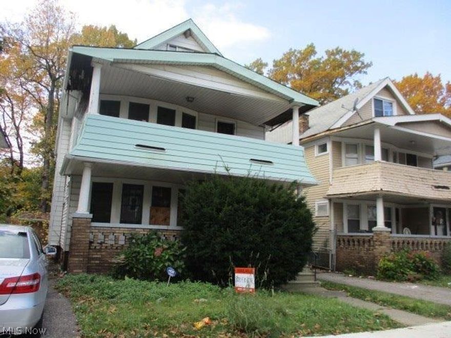 Great rental potential once it's been totally rehabbed. This is a HANDY MAN'S DREAM! 2nd floor unit includes the rooms on the 3rd floor.
Located near MLK gardens, parks, library, freeway accessible, shopping plaza and restaurants near-by.
Selling "as-is", seller to make no repairs, no representations, no warranties.
No utilities can be turned on! SELLER WILL NOT BE TRASHING OUT THIS HOUSE!! Buyer shall select the title/closing agent, unless seller specifically requests a particular title/closing agent. Buyer at their sole expense shall pay the owner's title insurance policy and shall pay the title examination fee and premium for such policy. Buyer shall pay all closing fees & costs including settlement and/or closing fees & costs to the closing/title agent regardless of local custom.
2. This is an AS IS sale.  Seller will NOT be responsible for any unpaid real estate taxes and/or assessments, levies, homeowner/condo association fees, costs and/or charges, utilities, code violations