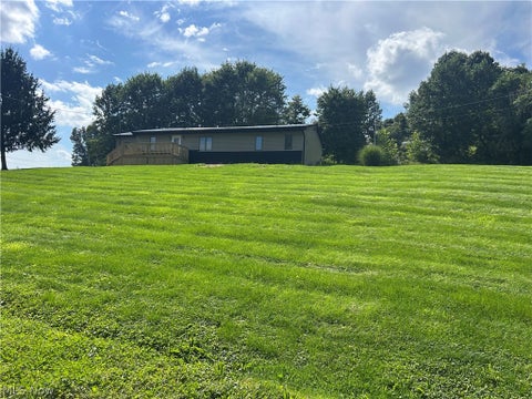 Homes For Sale - 1285 N Dietz Road<br/> Zanesville, OH 43701