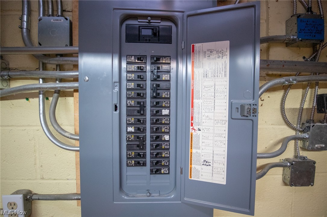 Costanzo 03 - Residential