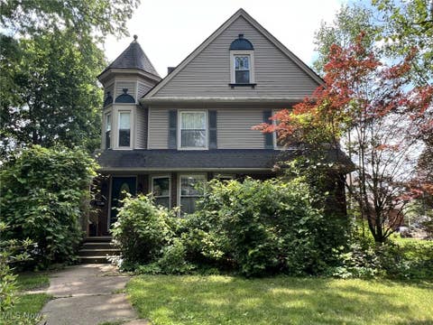Photo for 308 E Iron Avenue