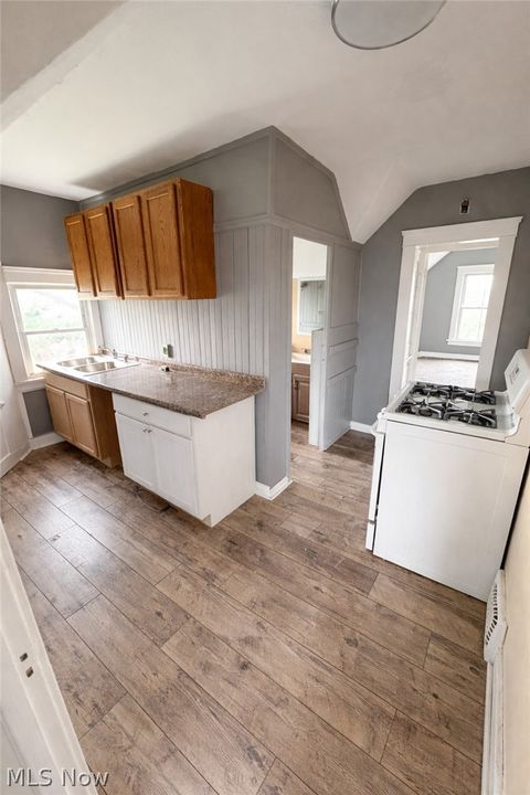 Tiny photo for 13605 Gainsboro Avenue #3, East Cleveland, OH 44112 (MLS # 5202534)