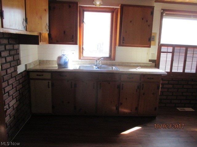 City/Youngstown - Residential Lease