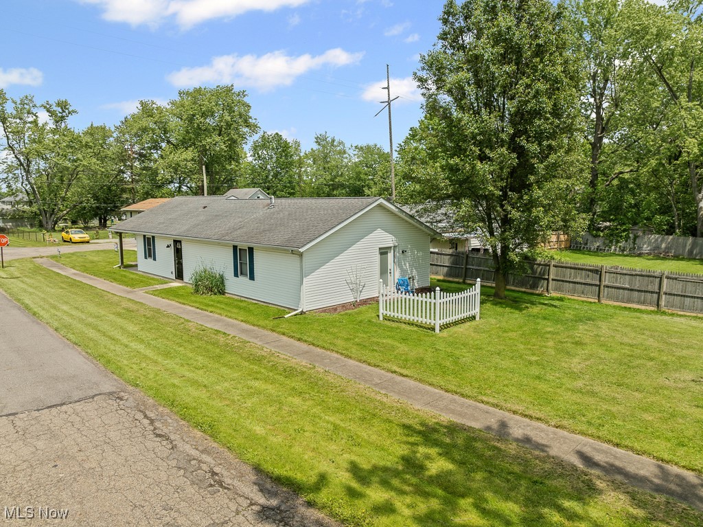 489 W Georgia Avenue, Sebring, Ohio image 31
