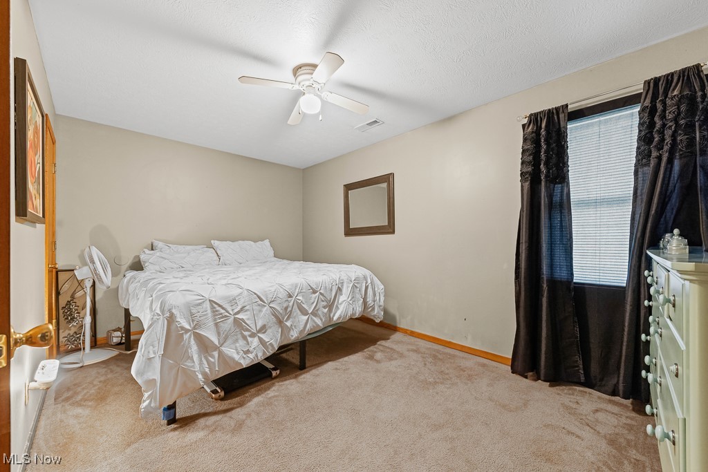 489 W Georgia Avenue, Sebring, Ohio image 16