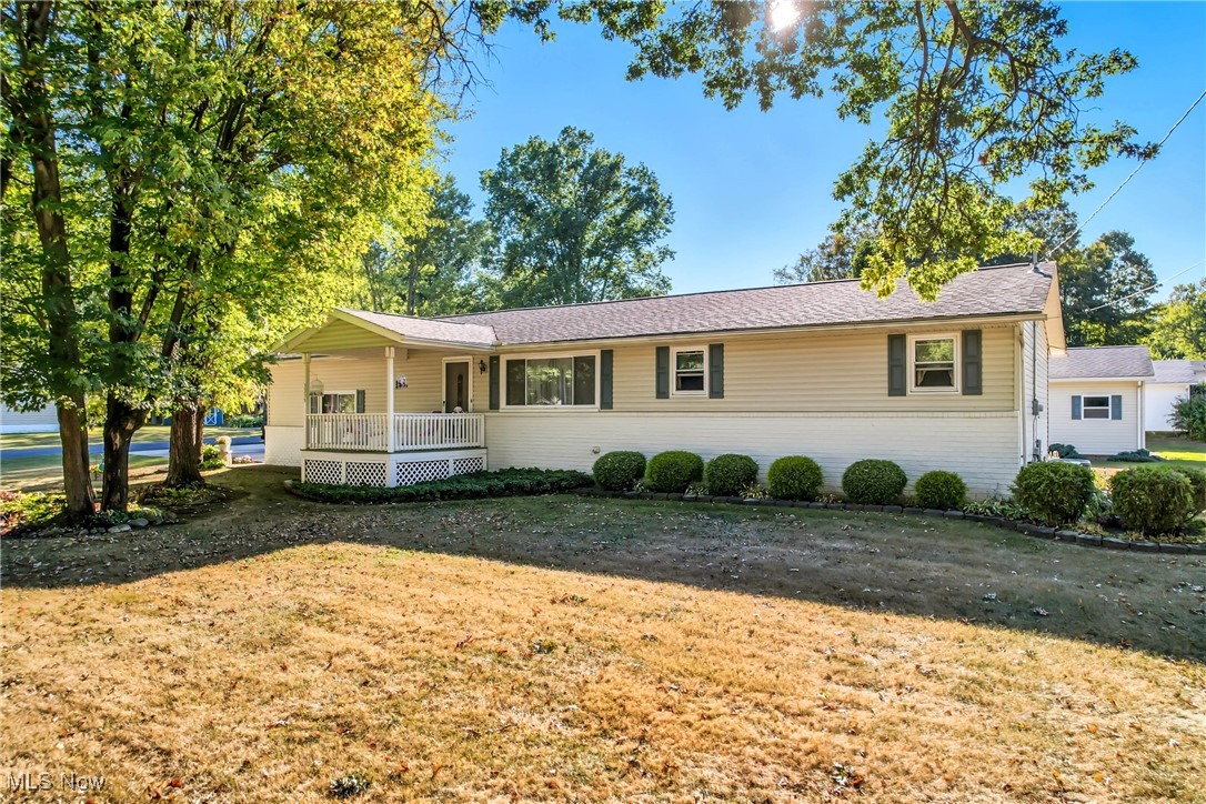 New Waterford, Ohio 44445, United States, 3 Bedrooms Bedrooms, ,2 BathroomsBathrooms,Residential,Active,209085