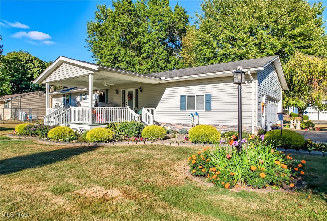 New Waterford, Ohio 44445, United States, 3 Bedrooms Bedrooms, ,2 BathroomsBathrooms,Residential,Active,209085