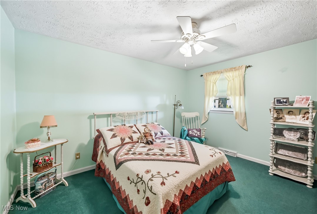 New Waterford, Ohio 44445, United States, 3 Bedrooms Bedrooms, ,2 BathroomsBathrooms,Residential,Active,209085