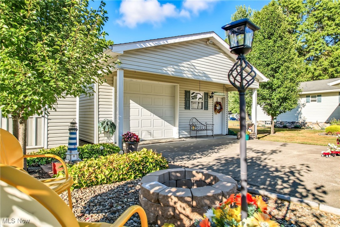 New Waterford, Ohio 44445, United States, 3 Bedrooms Bedrooms, ,2 BathroomsBathrooms,Residential,Active,209085