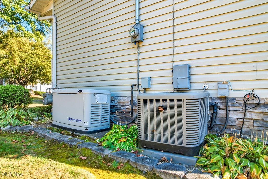 New Waterford, Ohio 44445, United States, 3 Bedrooms Bedrooms, ,2 BathroomsBathrooms,Residential,Active,209085