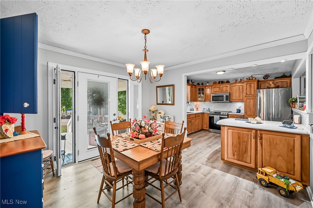 New Waterford, Ohio 44445, United States, 3 Bedrooms Bedrooms, ,2 BathroomsBathrooms,Residential,Active,209085