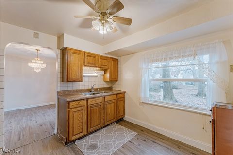 Tiny photo for 19814 Wickfield Avenue, Warrensville Heights, OH 44122 (MLS # 5178770)