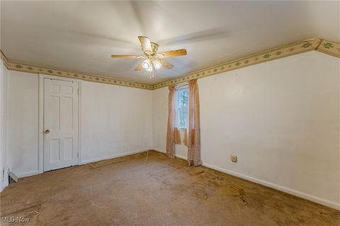 Tiny photo for 19814 Wickfield Avenue, Warrensville Heights, OH 44122 (MLS # 5178770)
