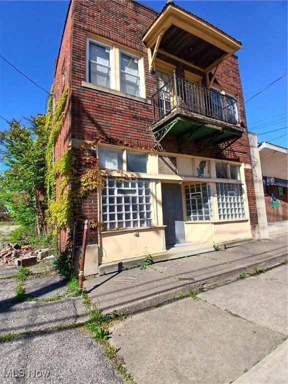 1014 Ivanhoe Road
