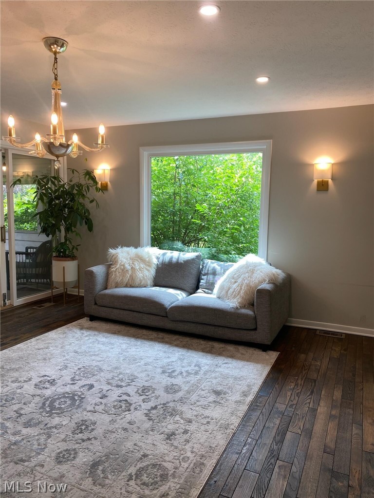 Lyndway Co - Residential