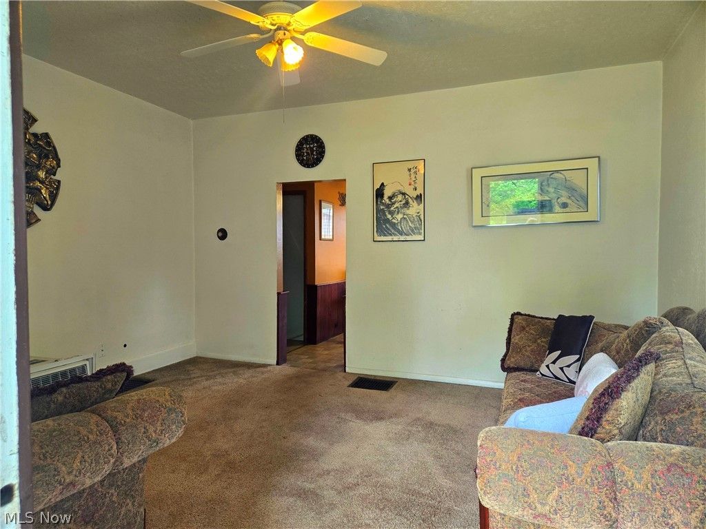 Photo of 2446 Vestal Road, Youngstown, OH 44509 (MLS # 5196975)