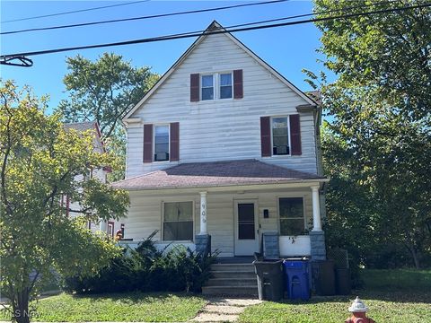 906 E 147th Street Cleveland OH 44110