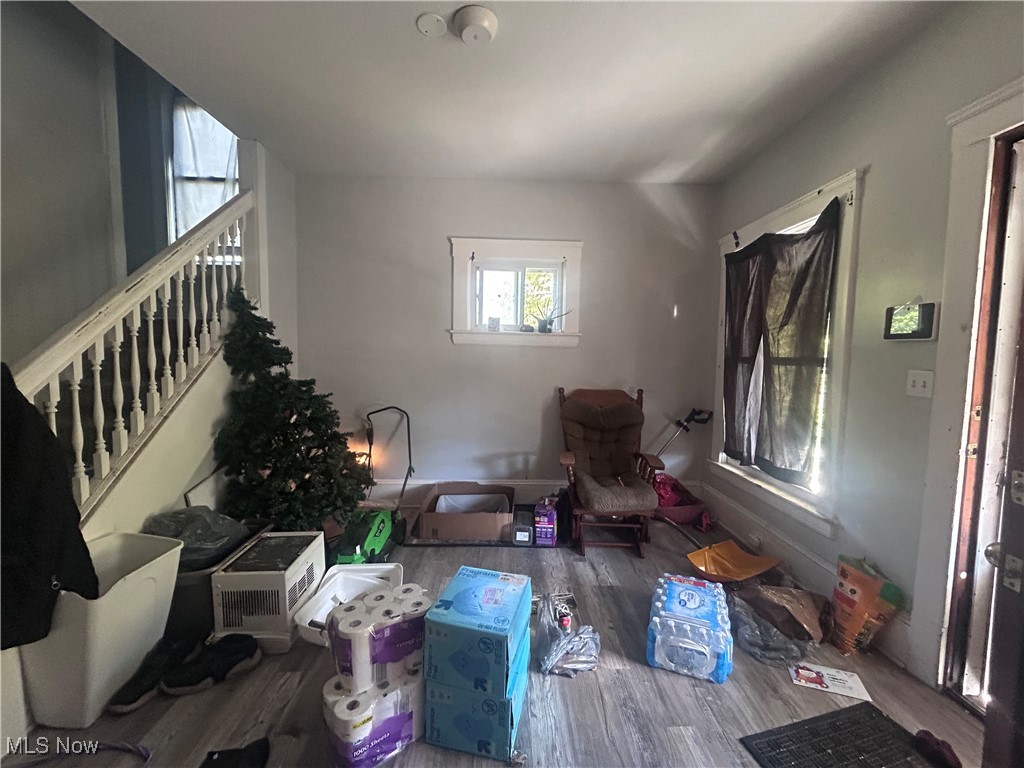906 E 147th Street