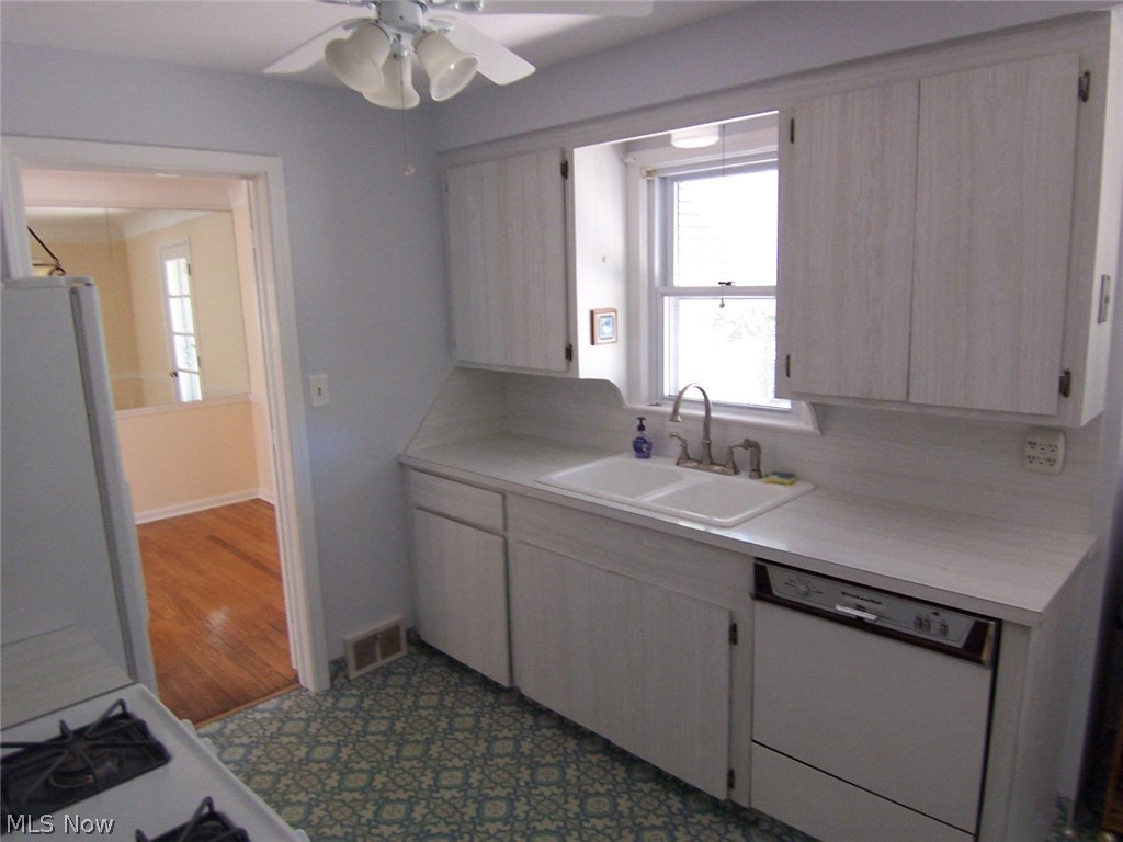 Lyndhurst Manor - Residential