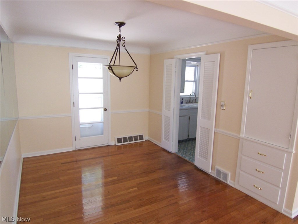 Lyndhurst Manor - Residential