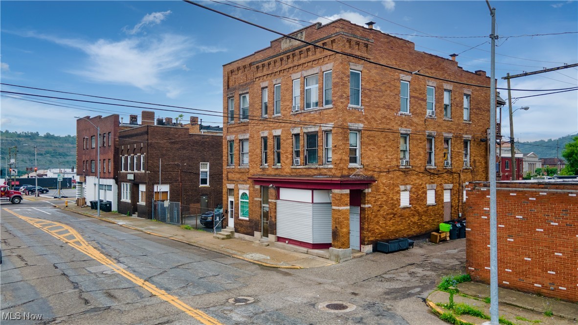 416 Adams Street