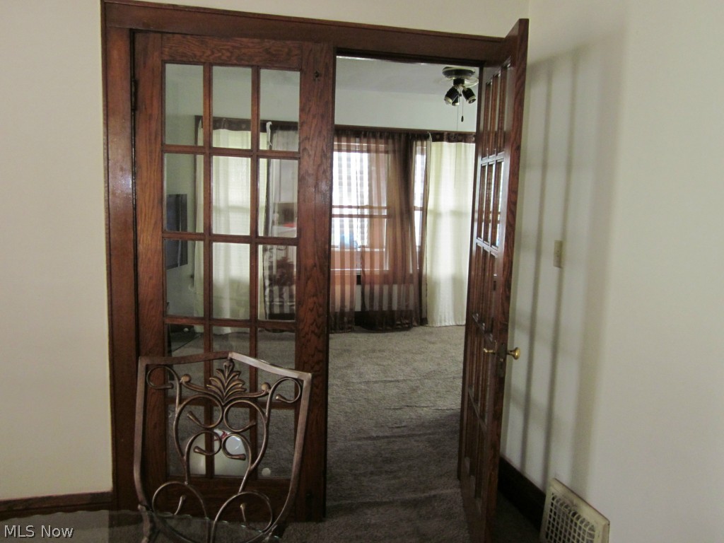 Collins & Robinsons - Residential Income