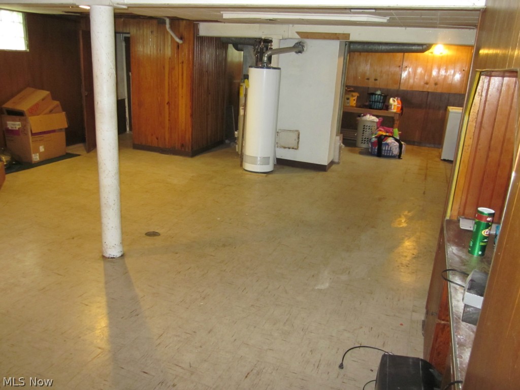 Collins & Robinsons - Residential Income