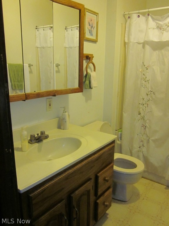 Collins & Robinsons - Residential Income