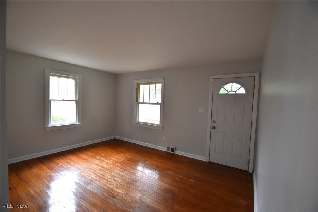 3446 Hadley Avenue, Youngstown, Ohio image 4