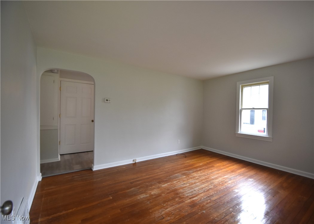 3446 Hadley Avenue, Youngstown, Ohio image 3