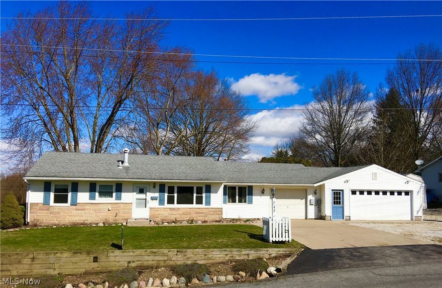 Updated Ranch in Kent on the corner of Majors Lane & Stinaff. Well-maintained 3 bedroom with  Beautiful landscaping. Fabulous New white kitchen with lots of counter space & new appliances, updated Bath, First floor laundry room with utility sink, washer and dryer stay. New Windows, 3 car garage with workshop and loft storage, 8x12 shed, additional parking plus large side yard.  Near Jesse Smith Reserve Park and soccer fields.  Move in and Enjoy!