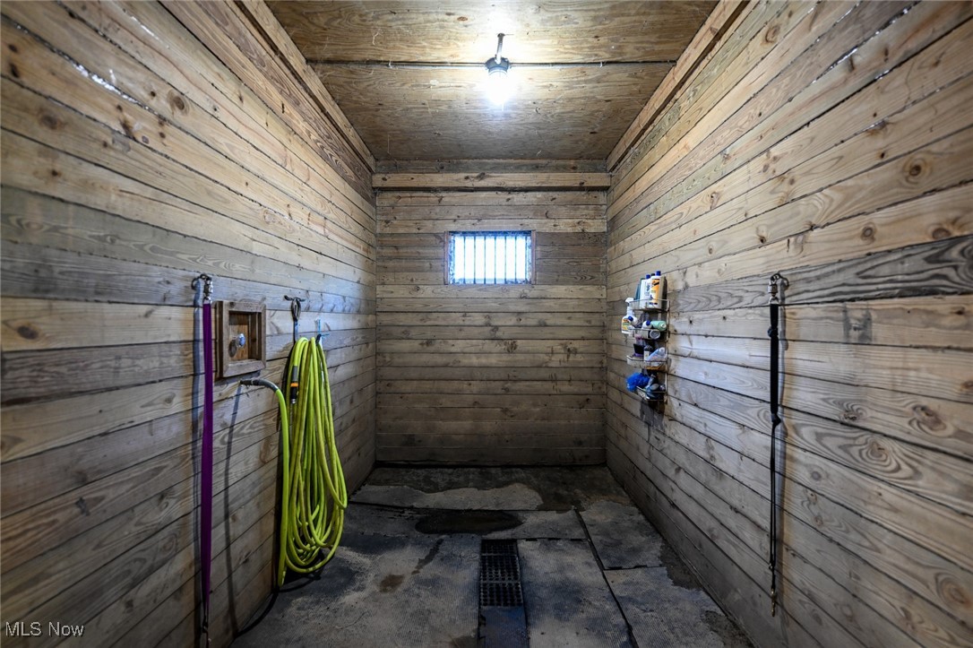 Roaming Shores - Residential