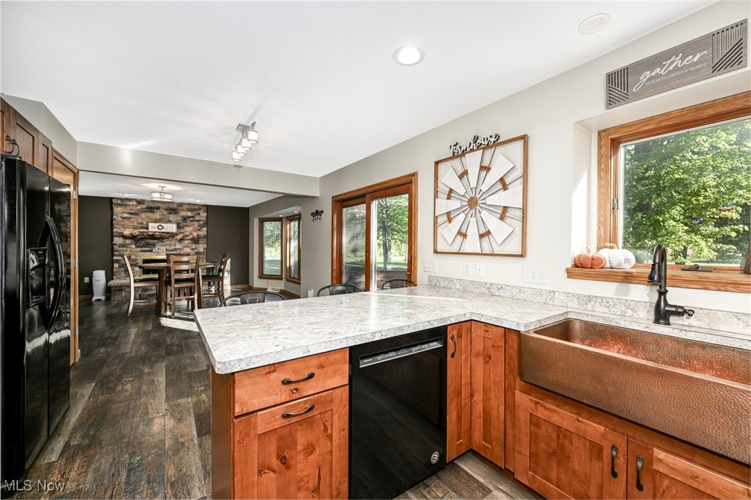 Roaming Shores - Residential