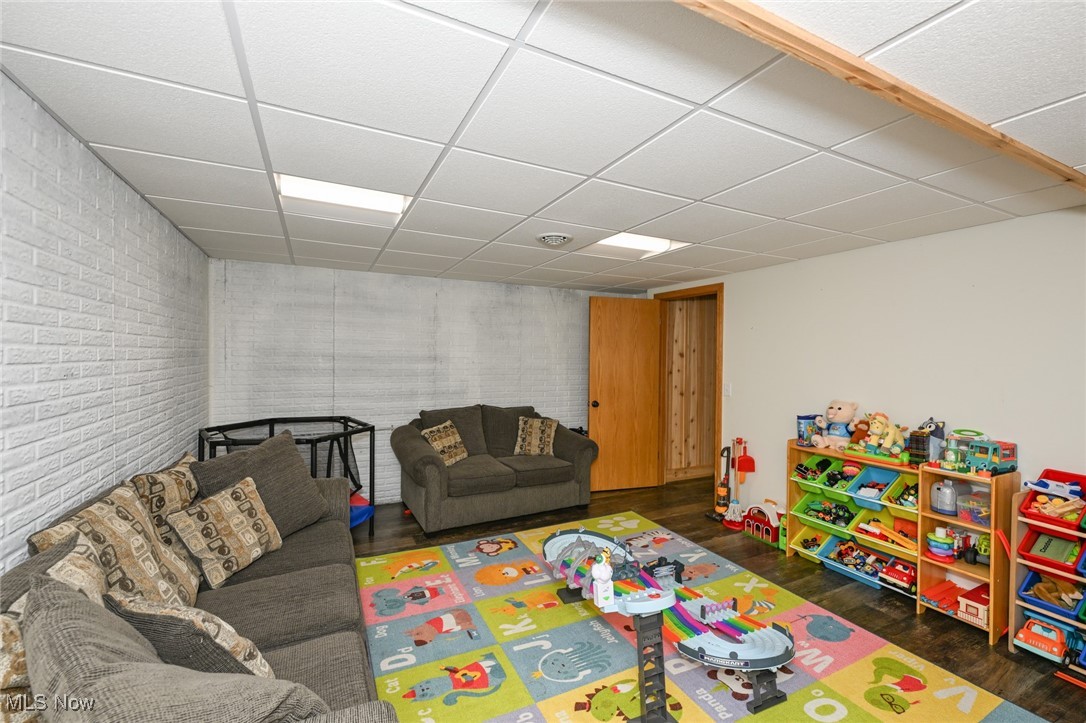 Roaming Shores - Residential