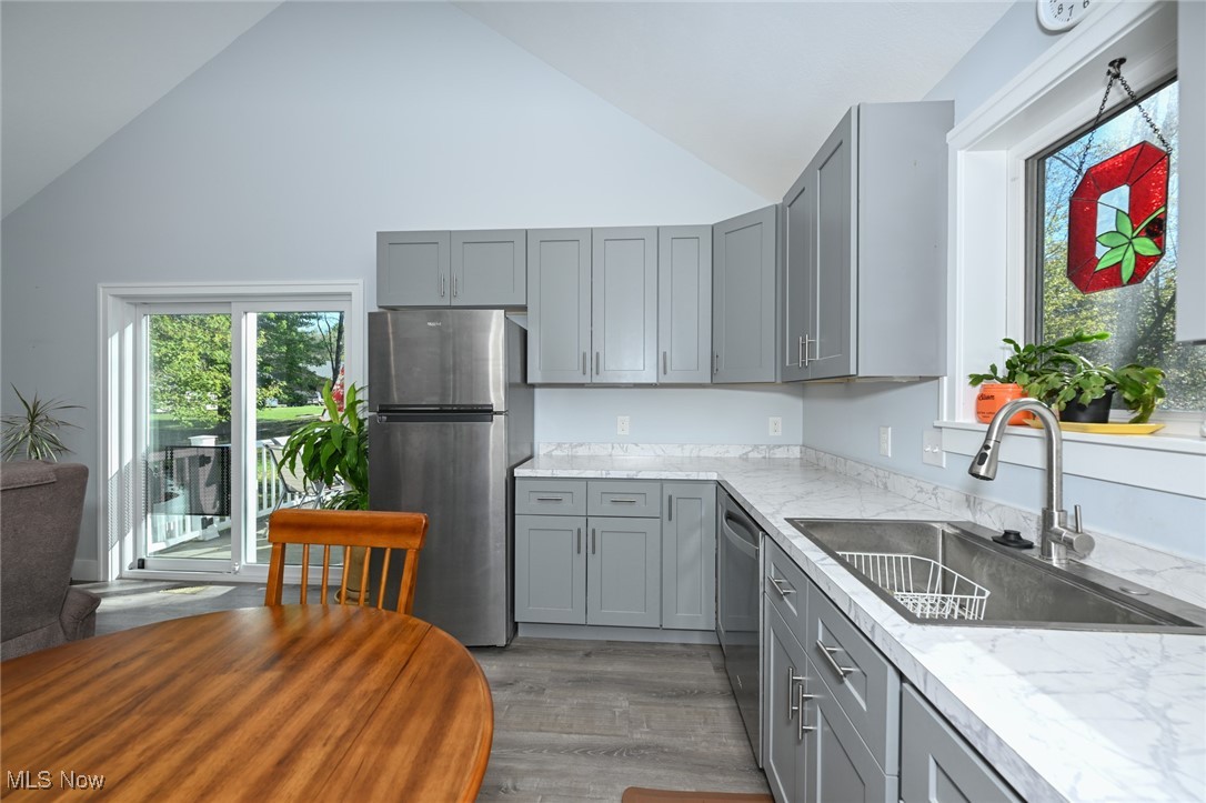 Roaming Shores - Residential